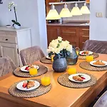 Atlantic Sunrise House Дом отдыха *