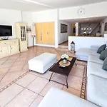 Atlantic Sunrise House Дом отдыха *