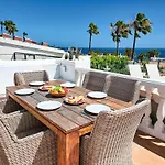 Atlantic Sunrise House Дом отдыха *