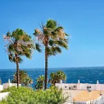 Atlantic Sunrise House Дом отдыха