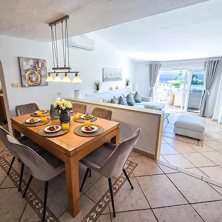 Дом отдыха Atlantic Sunrise House *